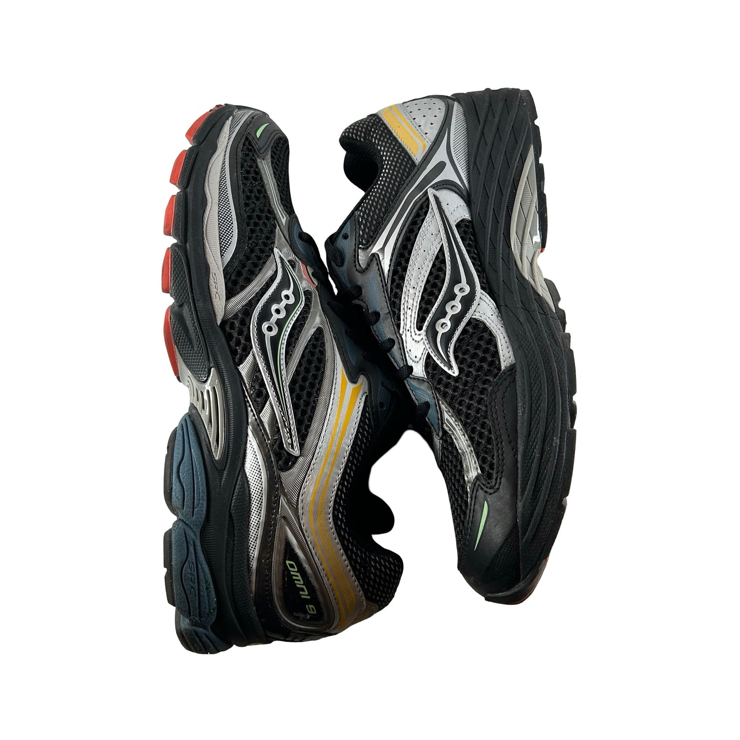 S70739 28 Saucony ProGrid Omni 9 Black Silver Multi [USED] - 11 M (Used)