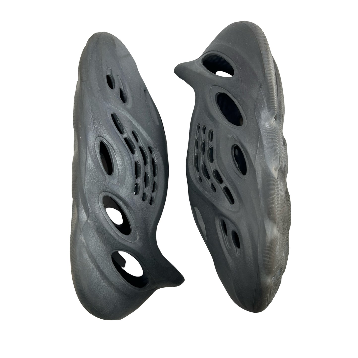 HP8739 Adidas Yeezy Foam RNR Onyx [USED] - 12 M (Used3)