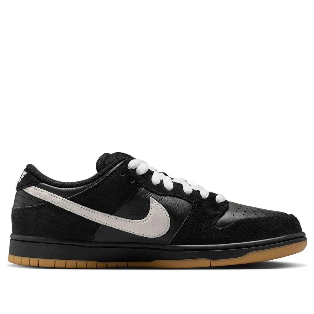 HF3704 003 Nike Dunk Low Pro SB Black White Gum