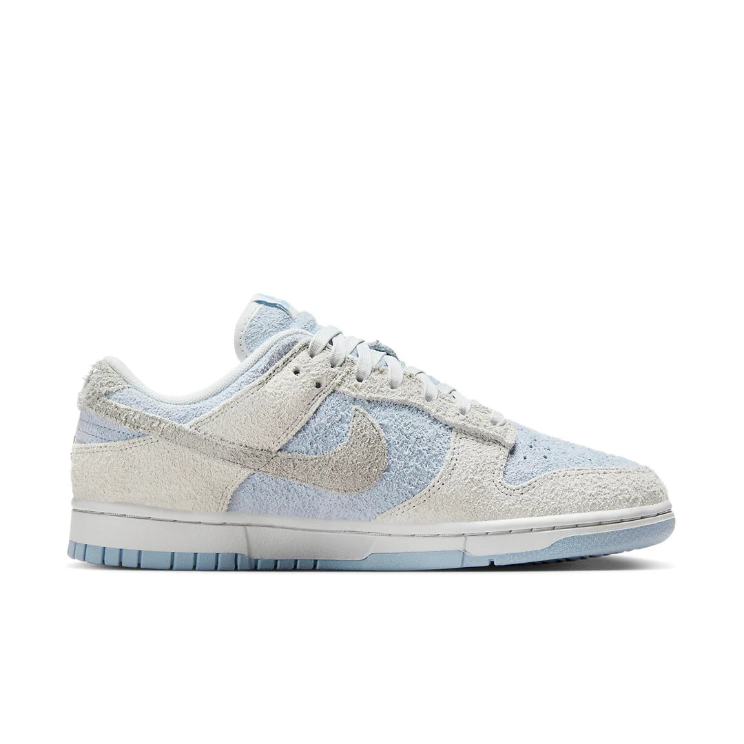 FZ3779 025 Nike Dunk Low Light Armory Blue Photon Dust (W)