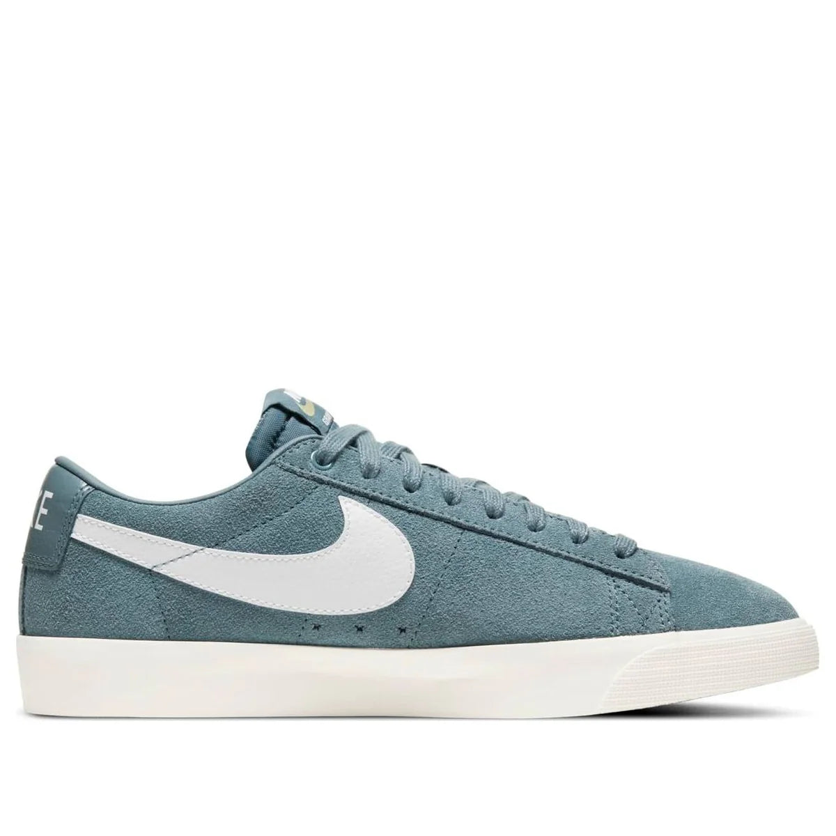 704939 006 Nike SB Blazer Low GT Ozone Blue