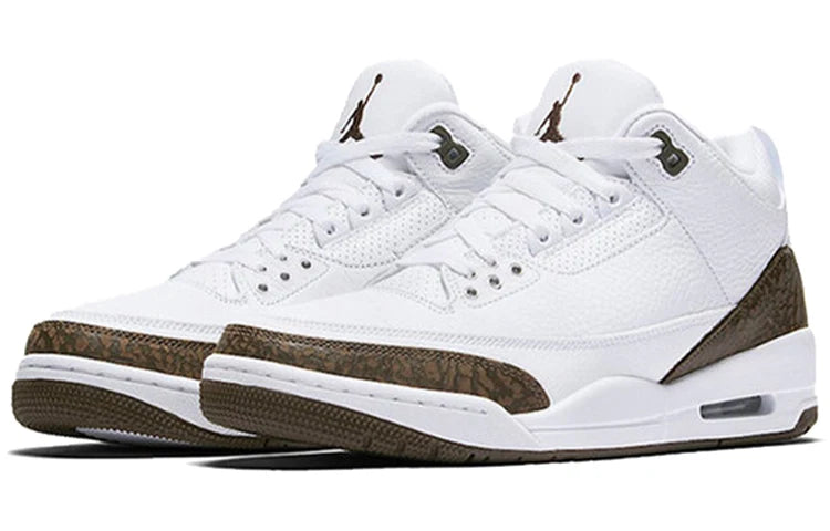 136064 122 Air Jordan 3 Retro Mocha (2018)