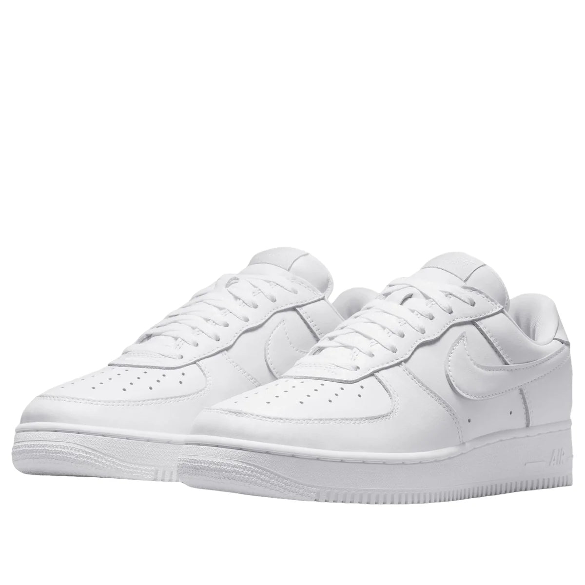 IV4501 100 Nike Air Force 1 Low '01 Triple White