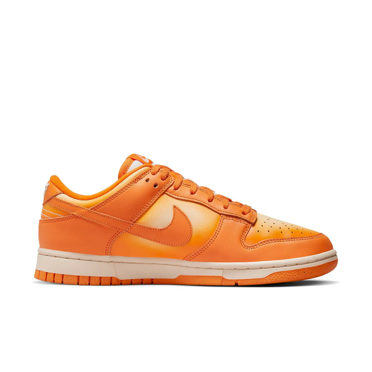 DX2953 900 Nike Dunk Low Magma Orange (Women's)