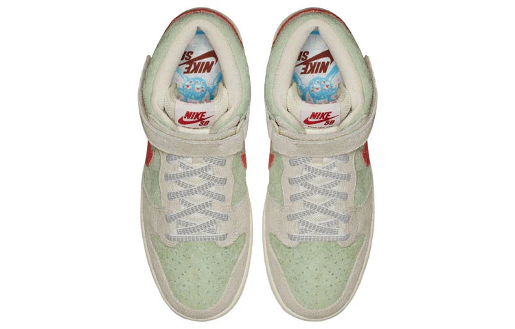 AQ2207 163 Nike SB Dunk Mid White Widow