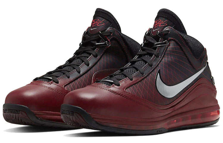 CU5133 600 Nike LeBron 7 Christmas (2019)