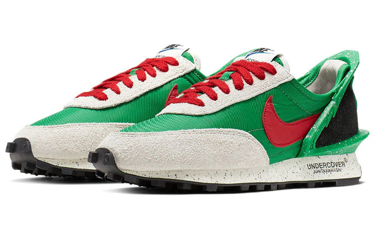 CJ3295 300 Nike Daybreak Undercover Lucky Green Red (Women's)
