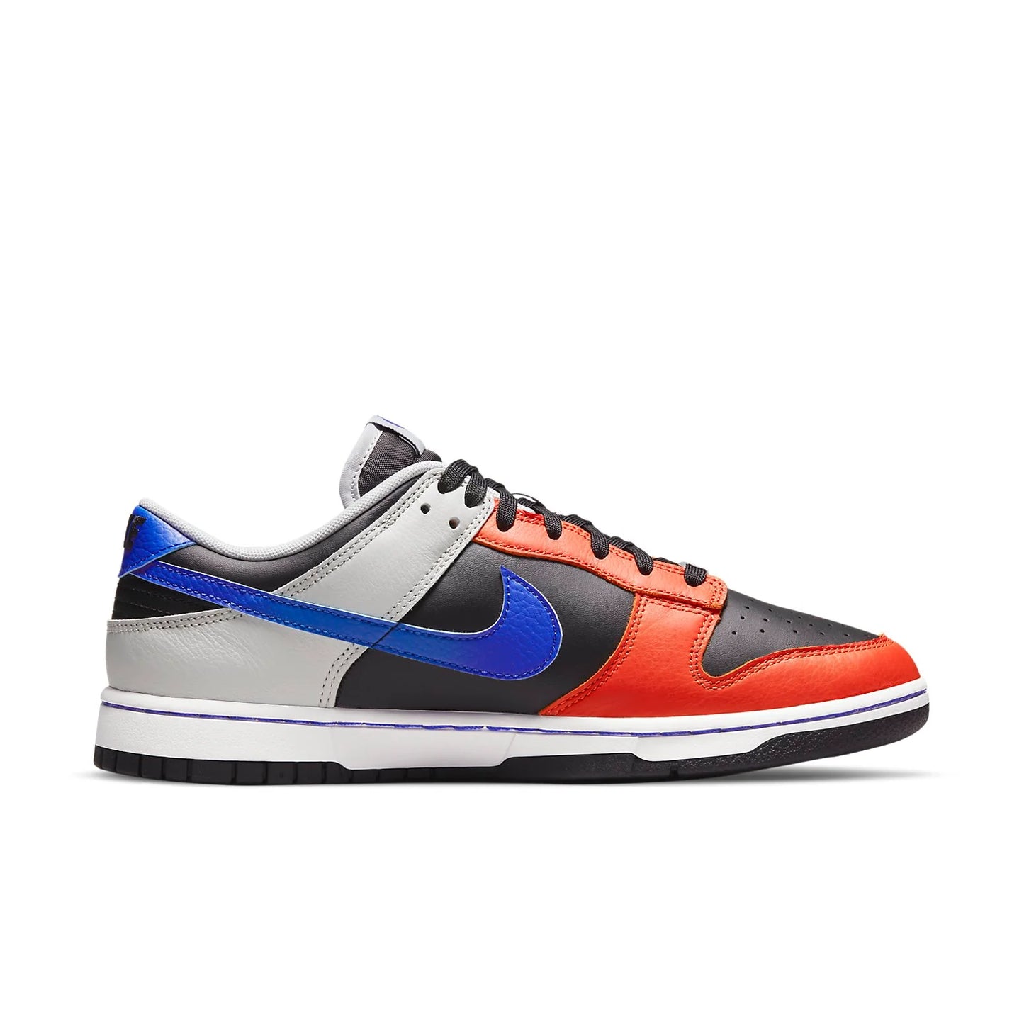 DD3363 002 Nike Dunk Low EMB NBA 75th Anniversary Knicks