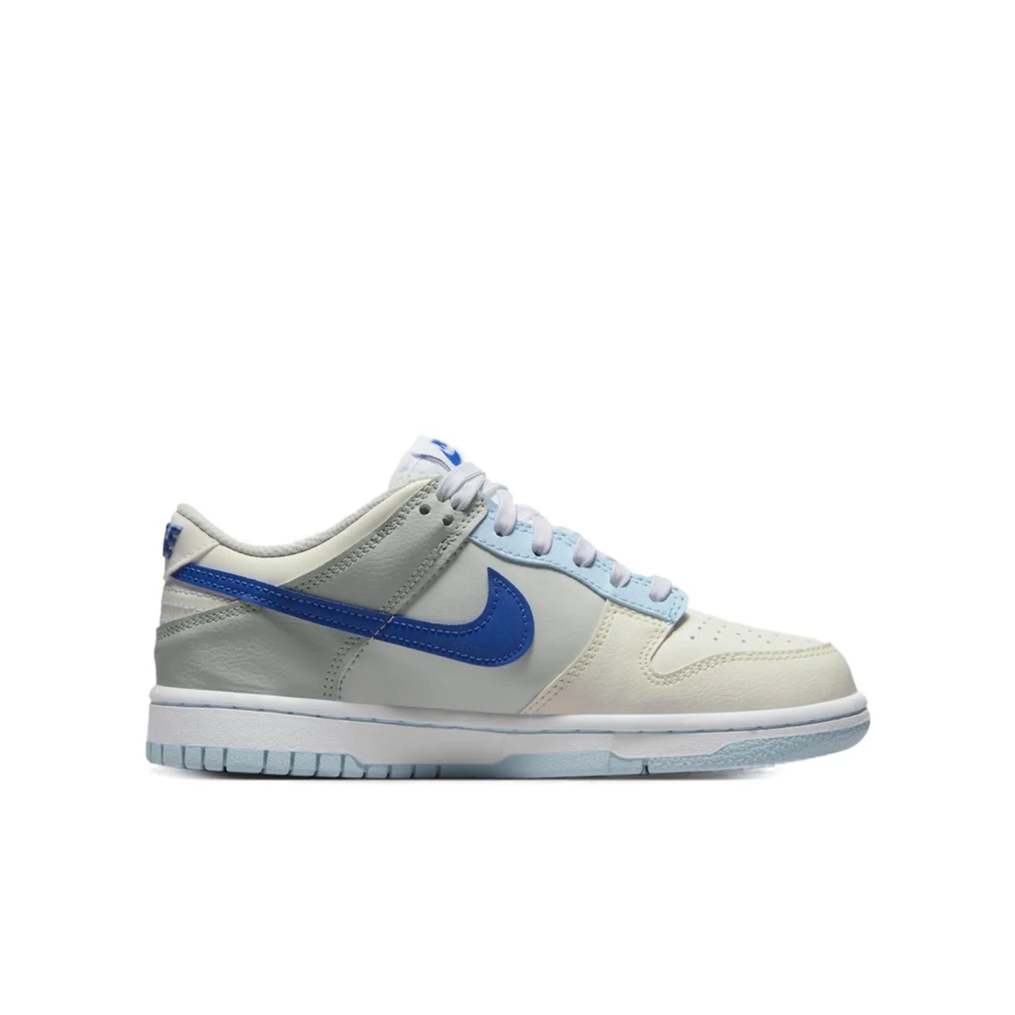 FB1843 141 Nike Dunk Low Ivory Hyper Royal (GS)