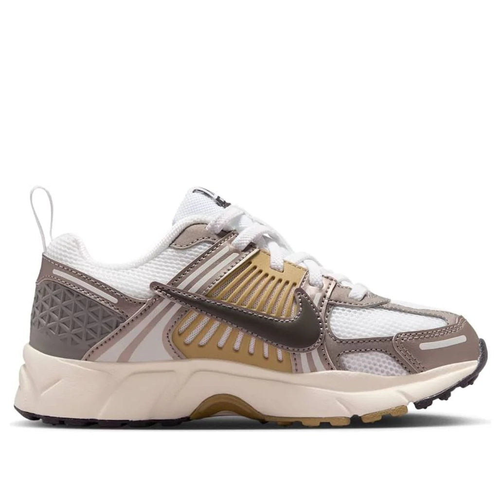 HF6999 004 Nike Vomero 5 Metallic Pewter Parachute Beige White Medium Ash (PS)