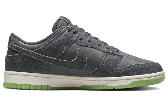 DQ7681 001 Nike Dunk Low Retro PRM Halloween (2022)