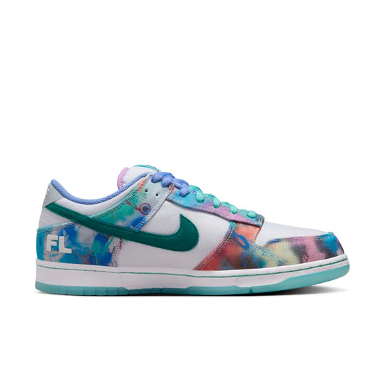 HF6061 400 Nike SB Dunk Low Futura Laboratories Bleached Aqua