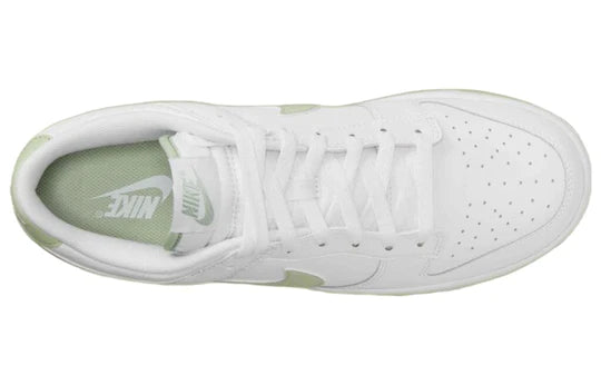 DV0831 105 Nike Dunk Low Honeydew