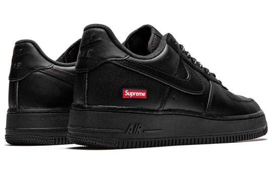 CU9225 001 Air Force 1 Low Supremo Negro