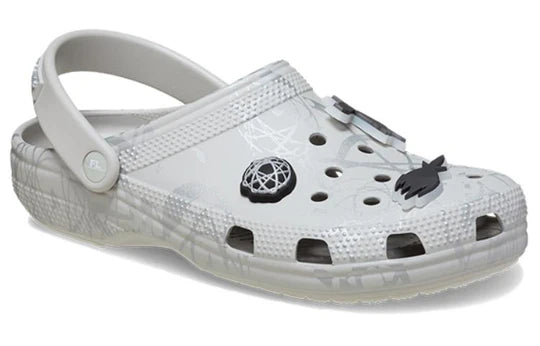 209622 101 Crocs Classic Clog Futura Laboratories Pearl White