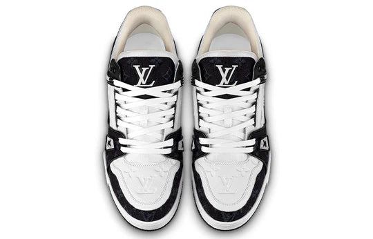 1A9JG9 Louis Vuitton LV Trainer White Black