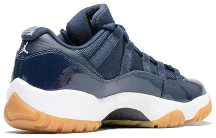 528895 405 Jordan 11 Retro Bajo Azul marino medianoche