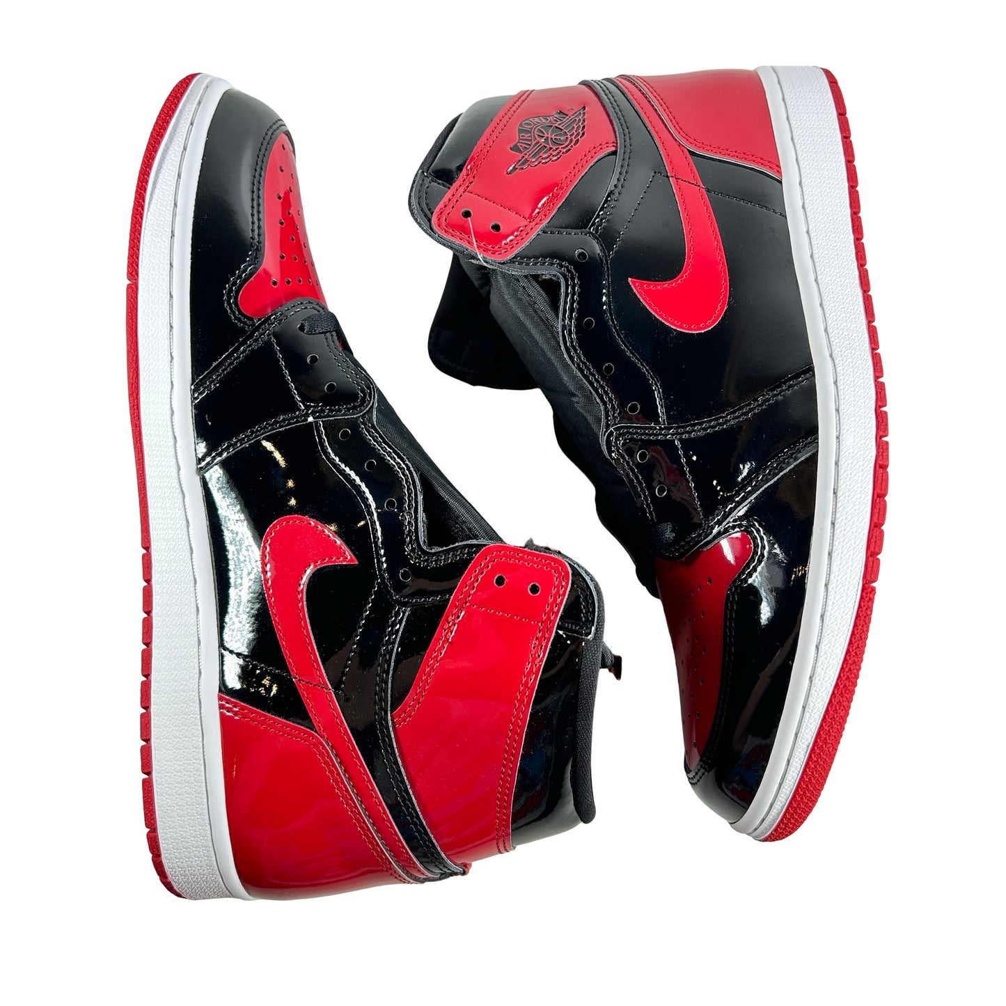 555088 063 Jordan 1 Retro High OG Patent Bred [CONDITIONAL] - 11.5 M (Small scratch on right wing)