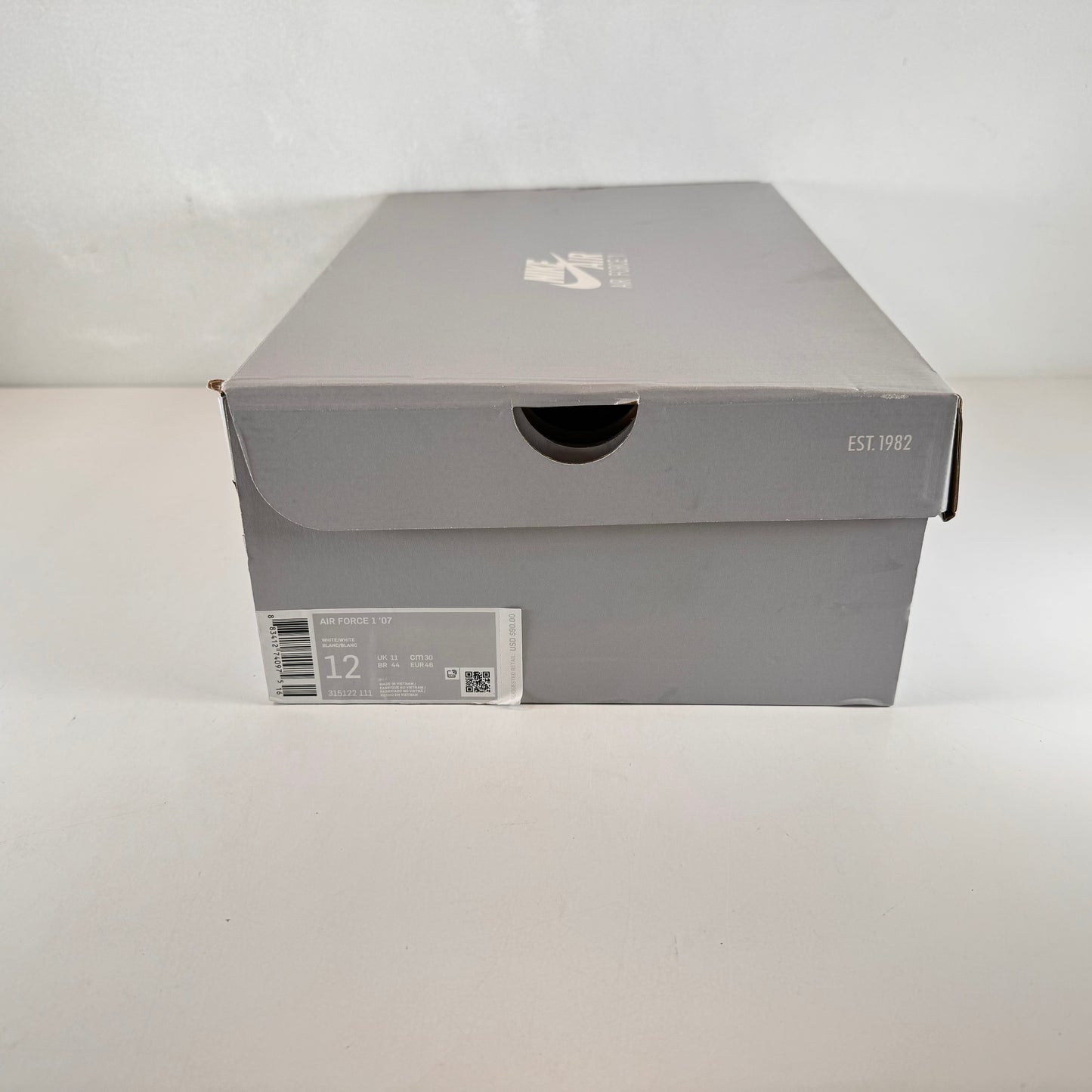 384664 060 Jordan 6 Retro Black Infrared (2019) - 12 M (Used) (Replace Box)