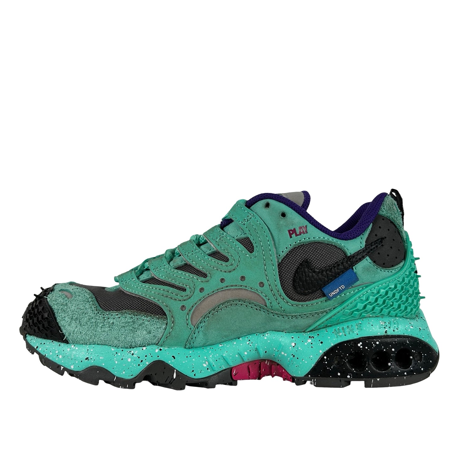 FN7546 301 Nike Air Terra Humara Undefeated Light Menta [USED] - 5 M (Used)