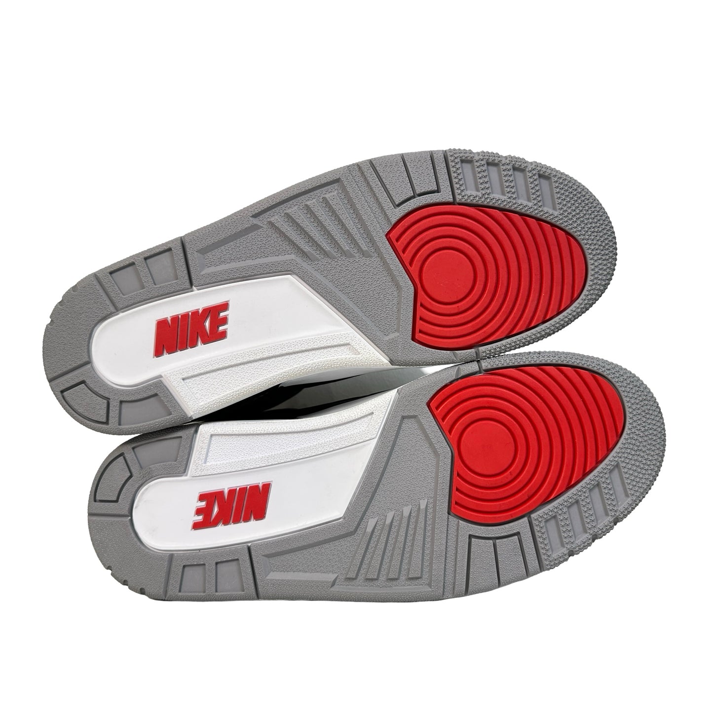 854262 001 Jordan 3 Black Cement 2018 [CONDITIONAL] - 10.5 M (Yellowing Heel Tab)