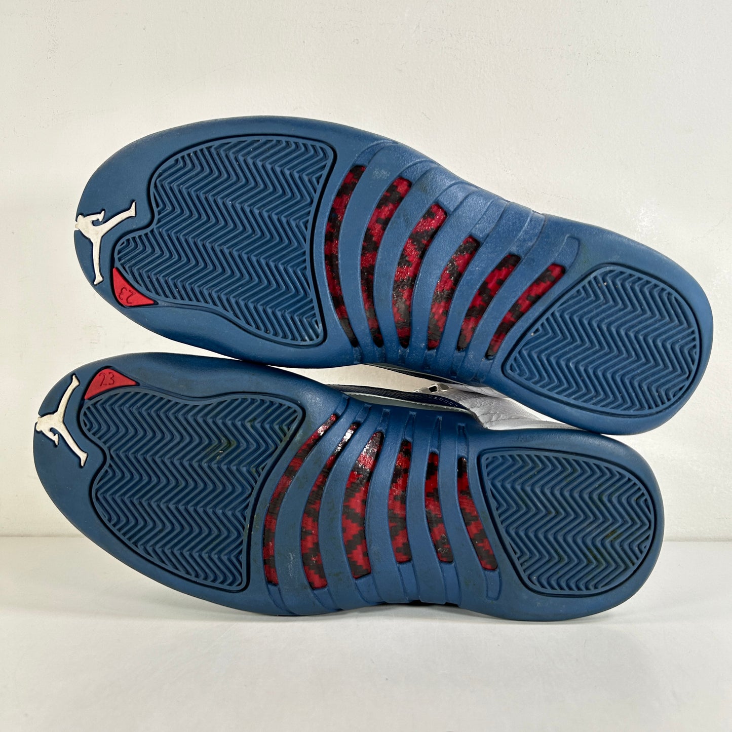 130690 113 Jordan 12 French Blue [USED] - 9 M (Used)