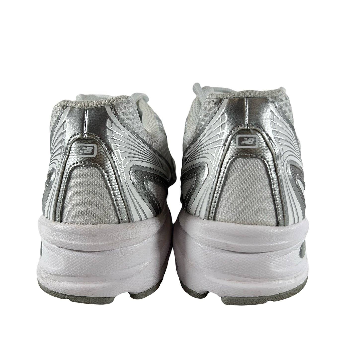 U740WM2 New Balance 740v2 White Silver Reflection [USED] - 9 M (Used)