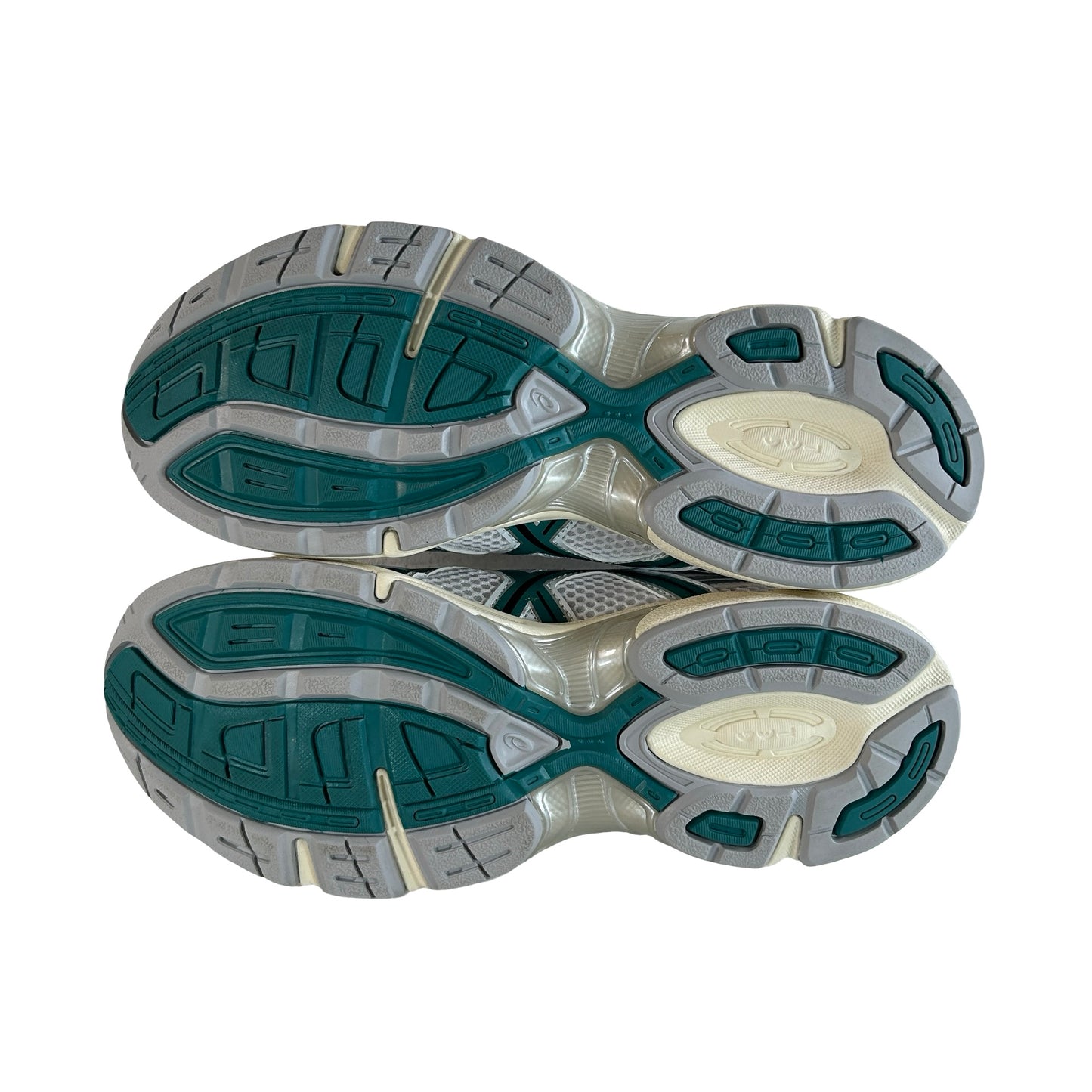1203A609 100 ASICS Gel-1130 White Rainy Lake [USED] - 9 M (Used)