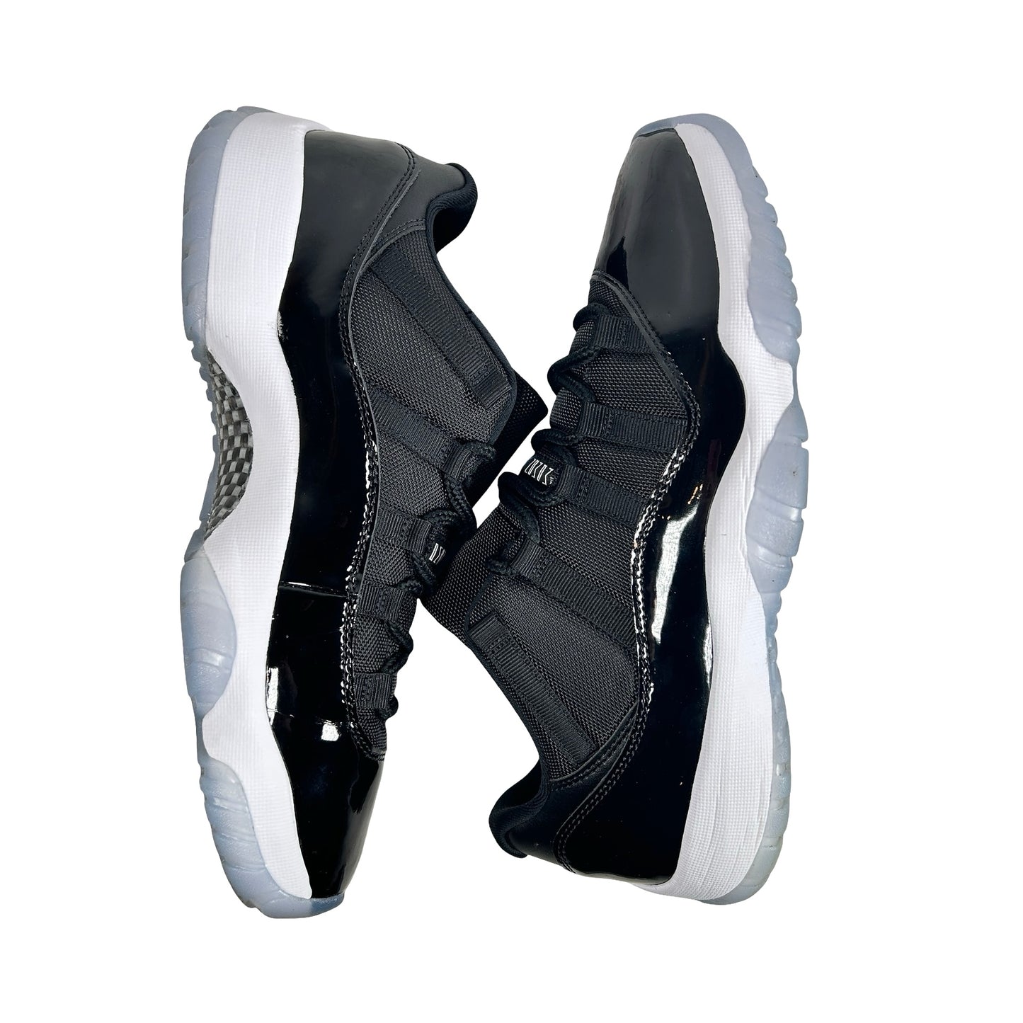 FV5104 004 Jordan 11 Retro Low Space Jam [USED] - 9.5 M (Used2)