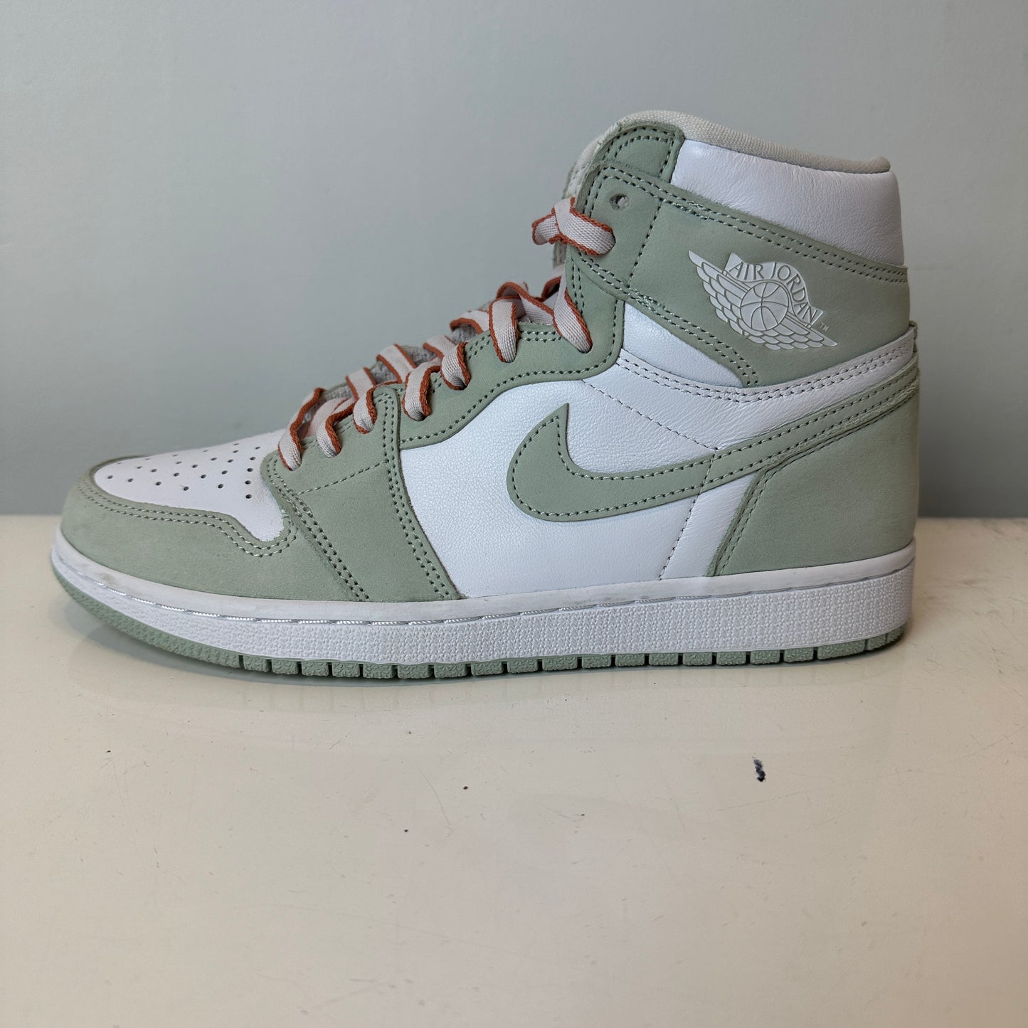 CD0461 002 Jordan 1 High OG Seafoam [USED] - 8.5 W (Used) (No Box)