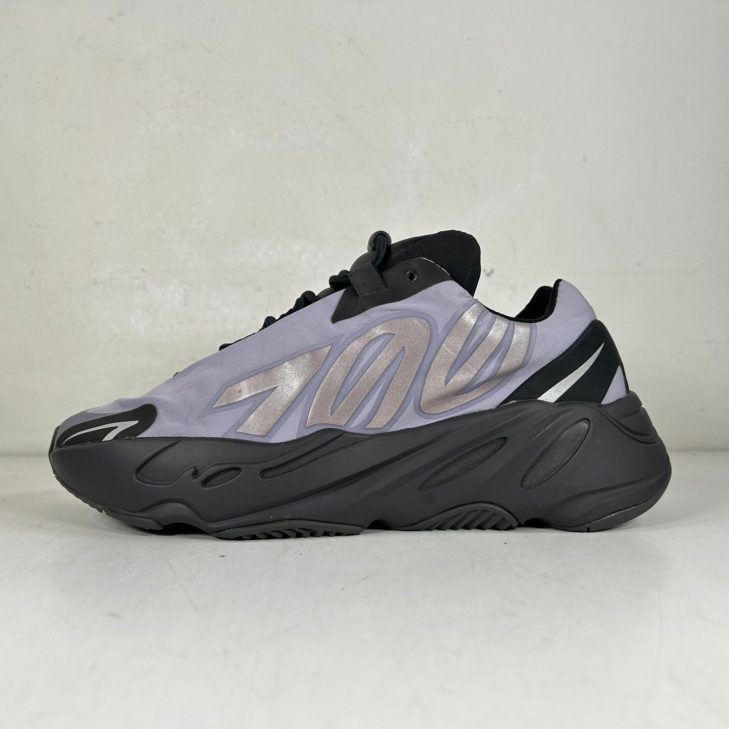 GW9526 adidas Yeezy Boost 700 MNVN Geode [USED] - 6.5 M (Used)(No box)