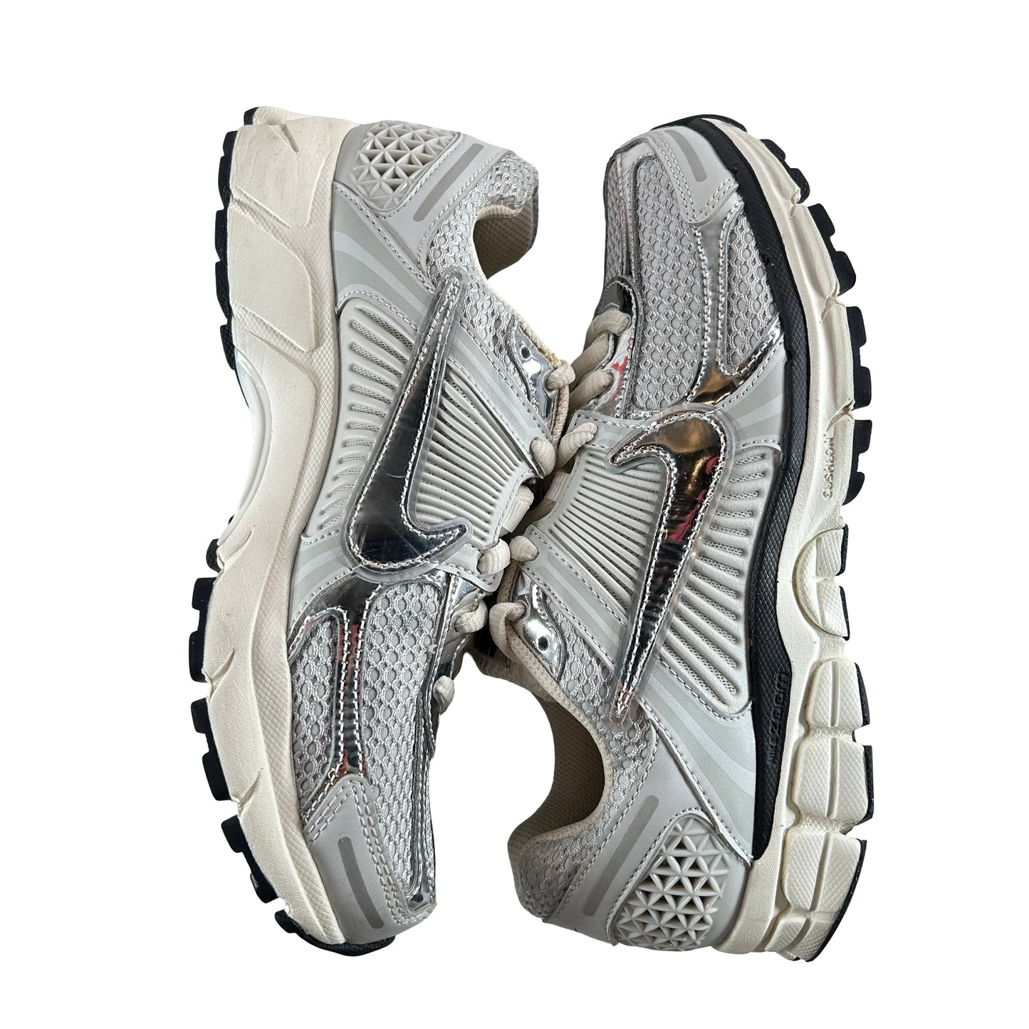 FD0884 025 Nike Zoom Vomero 5 Photon Dust Metallic Silver W [USED] - 10 W (Used)