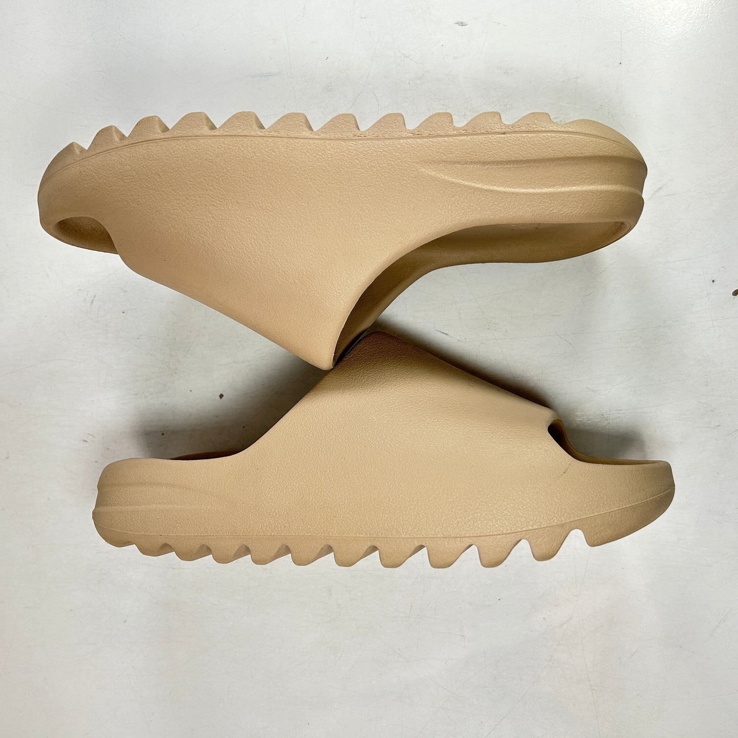 GWQ934 adidas Yeezy Slide Pure (Restock Pair) [USED] - 9 M (Used)