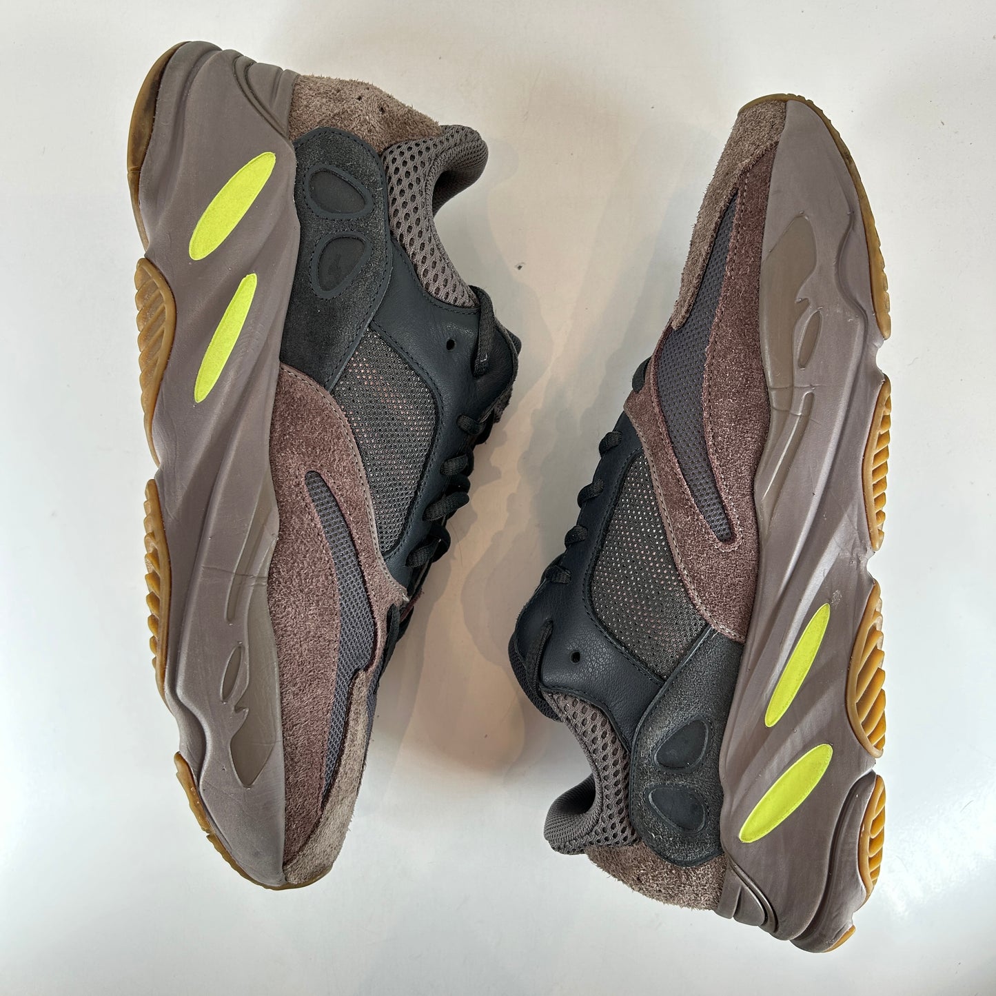 EE9614 Yeezy Boost 700 Mauve [USED] - 12 M (Used)