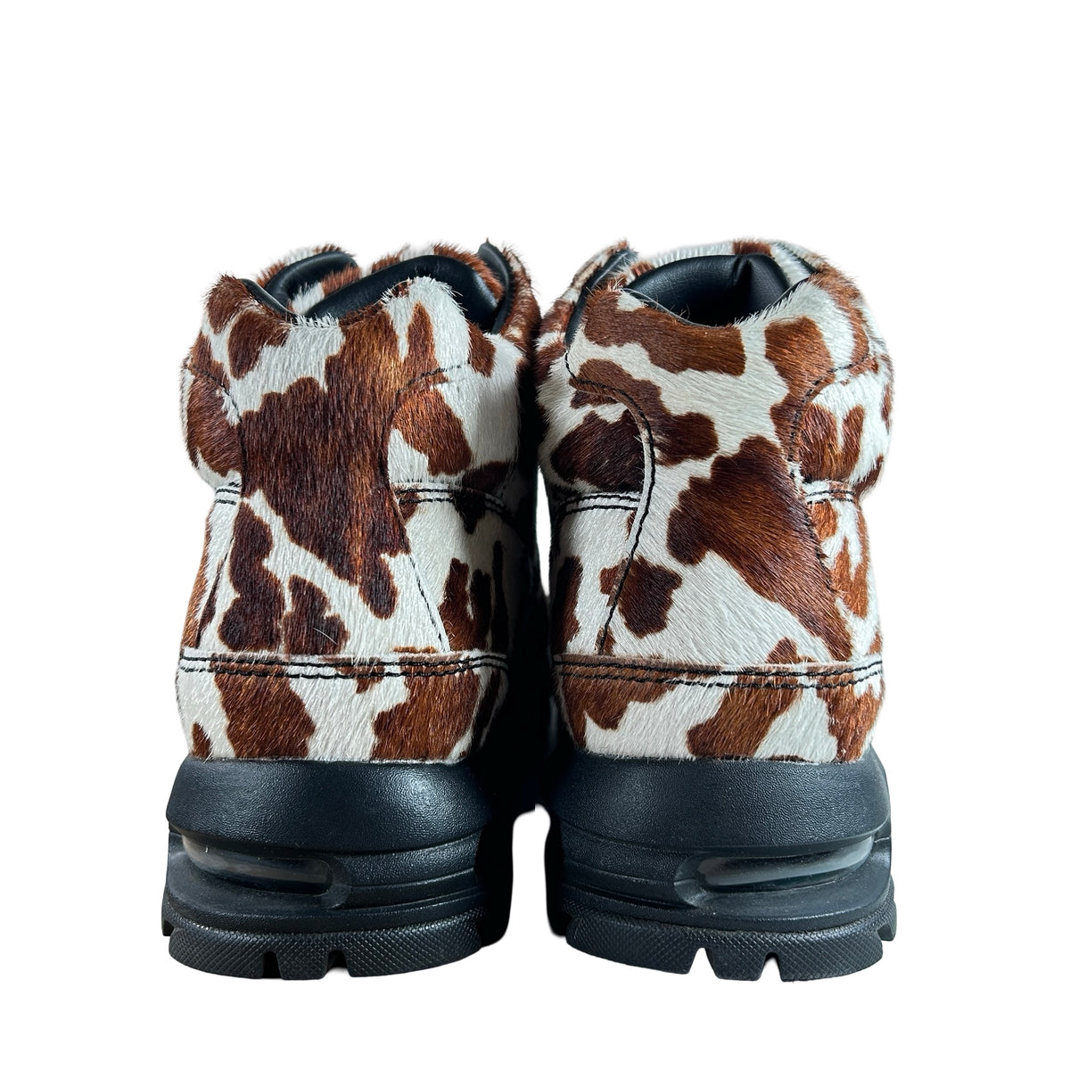 IO4635 100 Nike Air Max Goadome Sail Cacao Wow Cow Print Pony Hair [USED] - 10 M (Used)