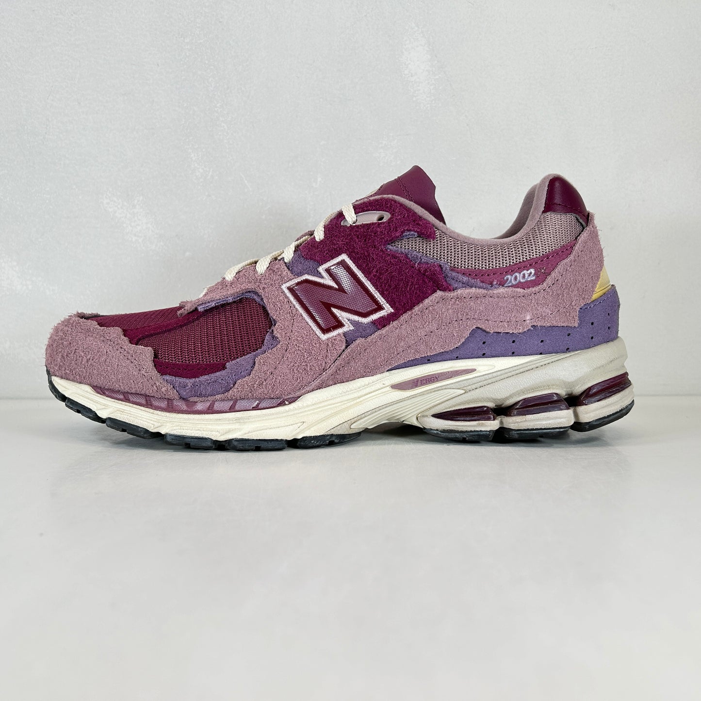 M2002RDH New Balance 2002R Paquete de protección Rosa