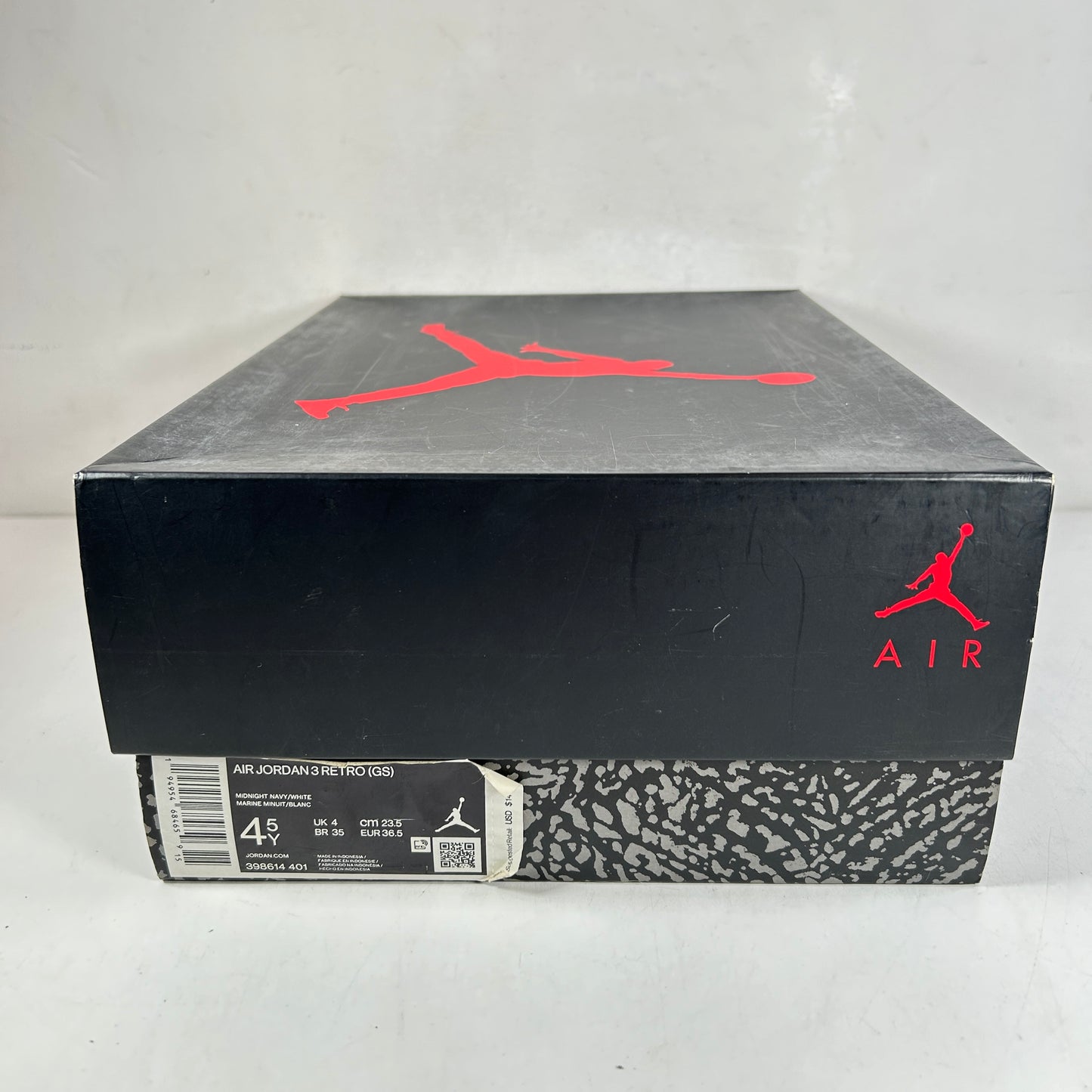 398614 401 Jordan 3 Georgetown [USED] - 4.5 Y (Used)