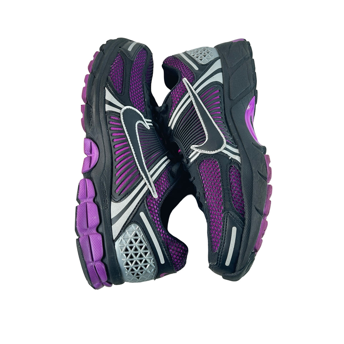 FB9149 500 Nike Zoom Vomero 5 Black Vivid Purple [USED] - 9.5 M (Used)