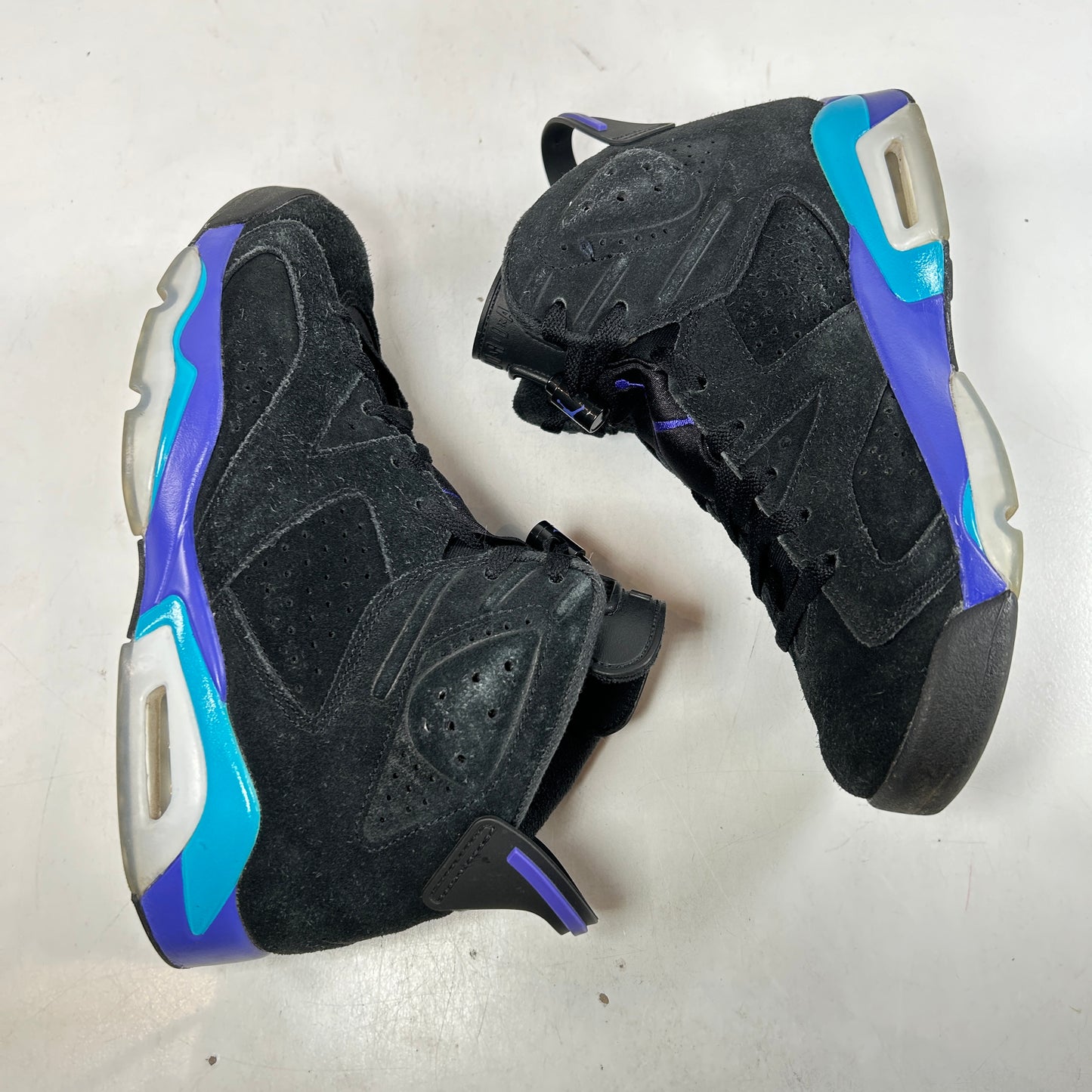 CT8529 004 Jordan 6 Retro Aqua [USED] - 8.5 M (Used)