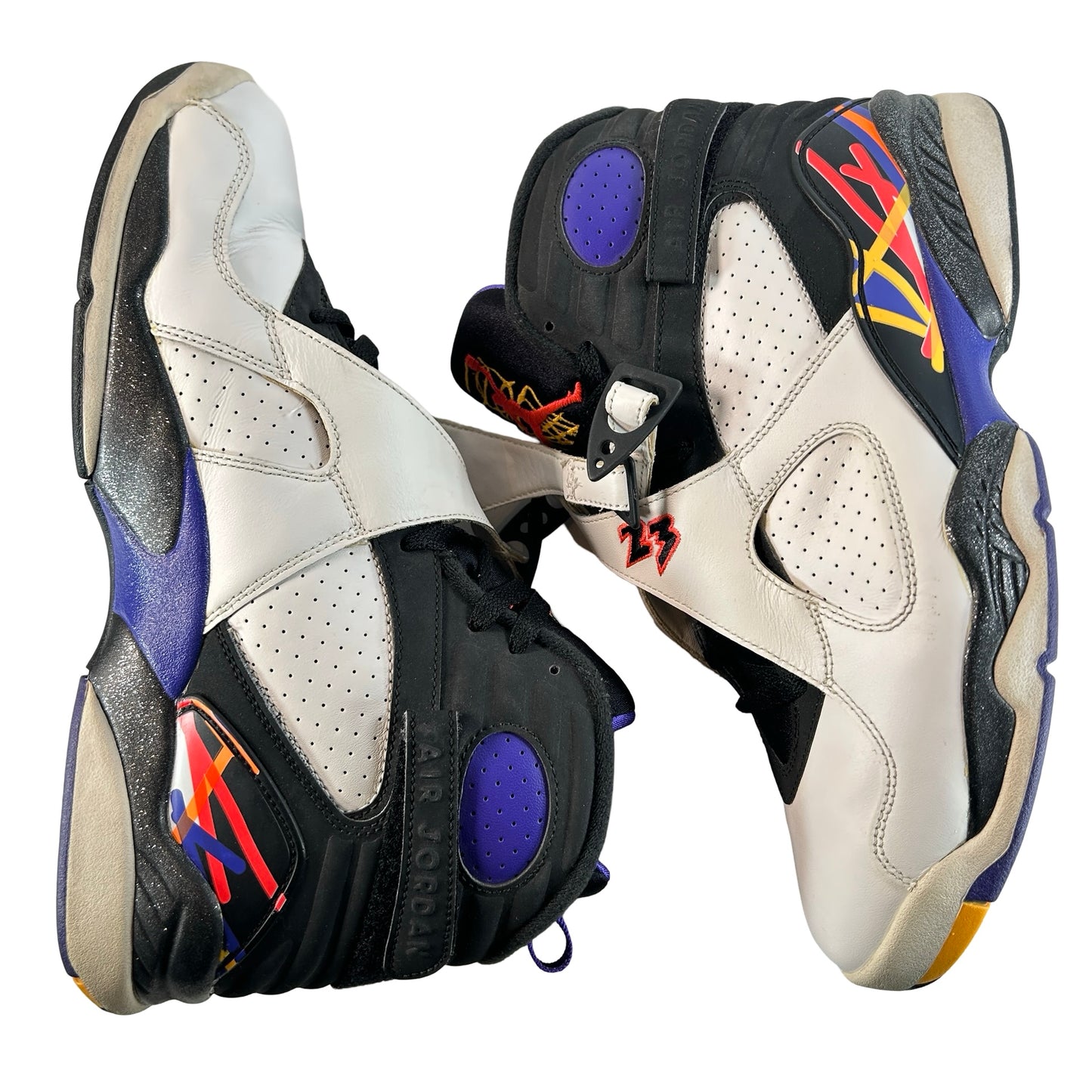 305381 142 Jordan 8 Retro Three Peat [USED] - 10.5 M (Used)