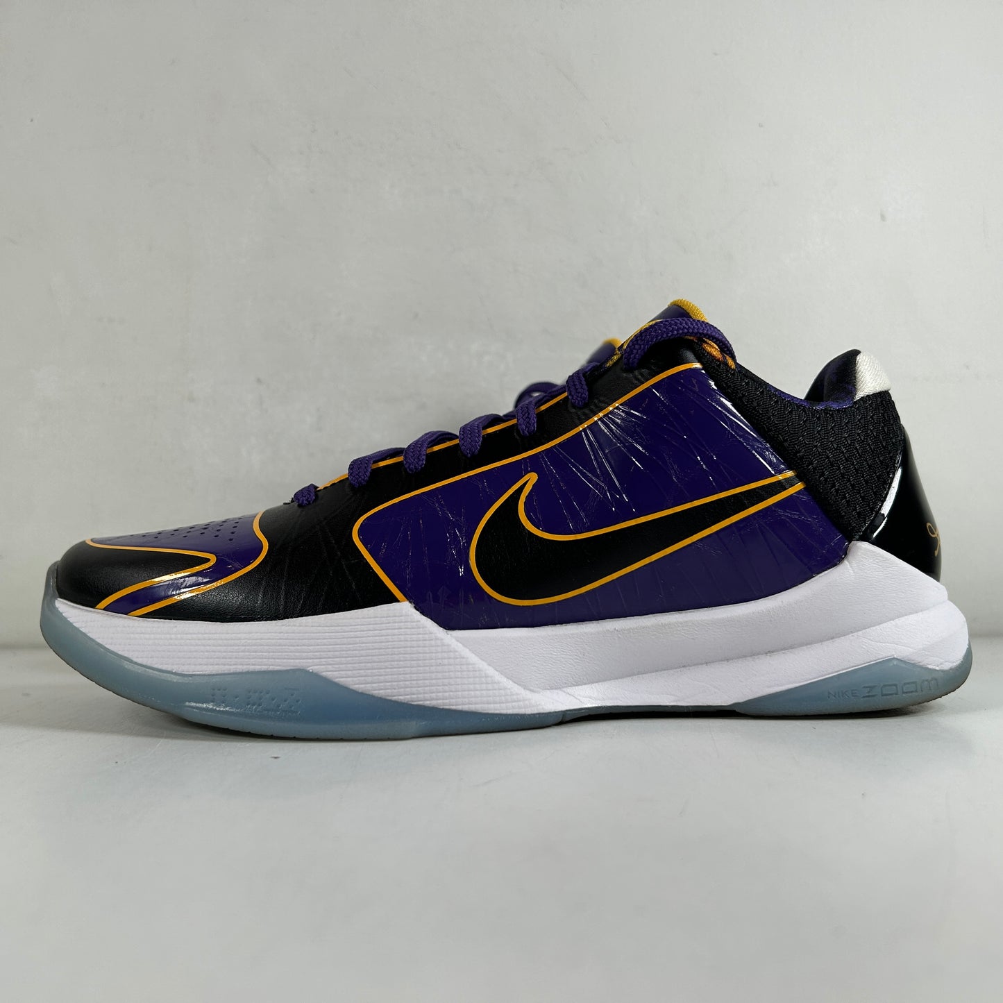 CD4991 500 Nike Kobe 5 Protro Lakers [USED] - 7 M (Used)