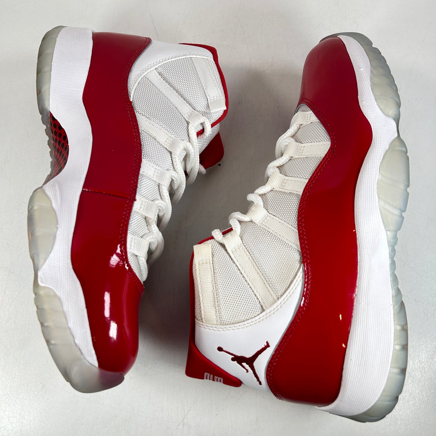 CT8012 116 Jordan 11 Retro Cherry (2022) [USED] - 9.5 M (Used5)