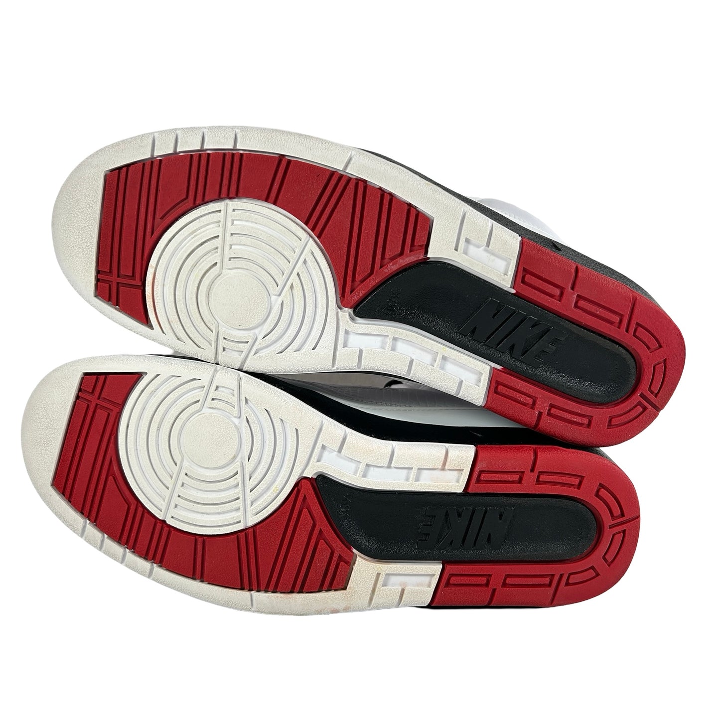 DX2454 106 Jordan 2 Retro OG Chicago (2022) [USED] - 10.5 M (Used) (No Box)
