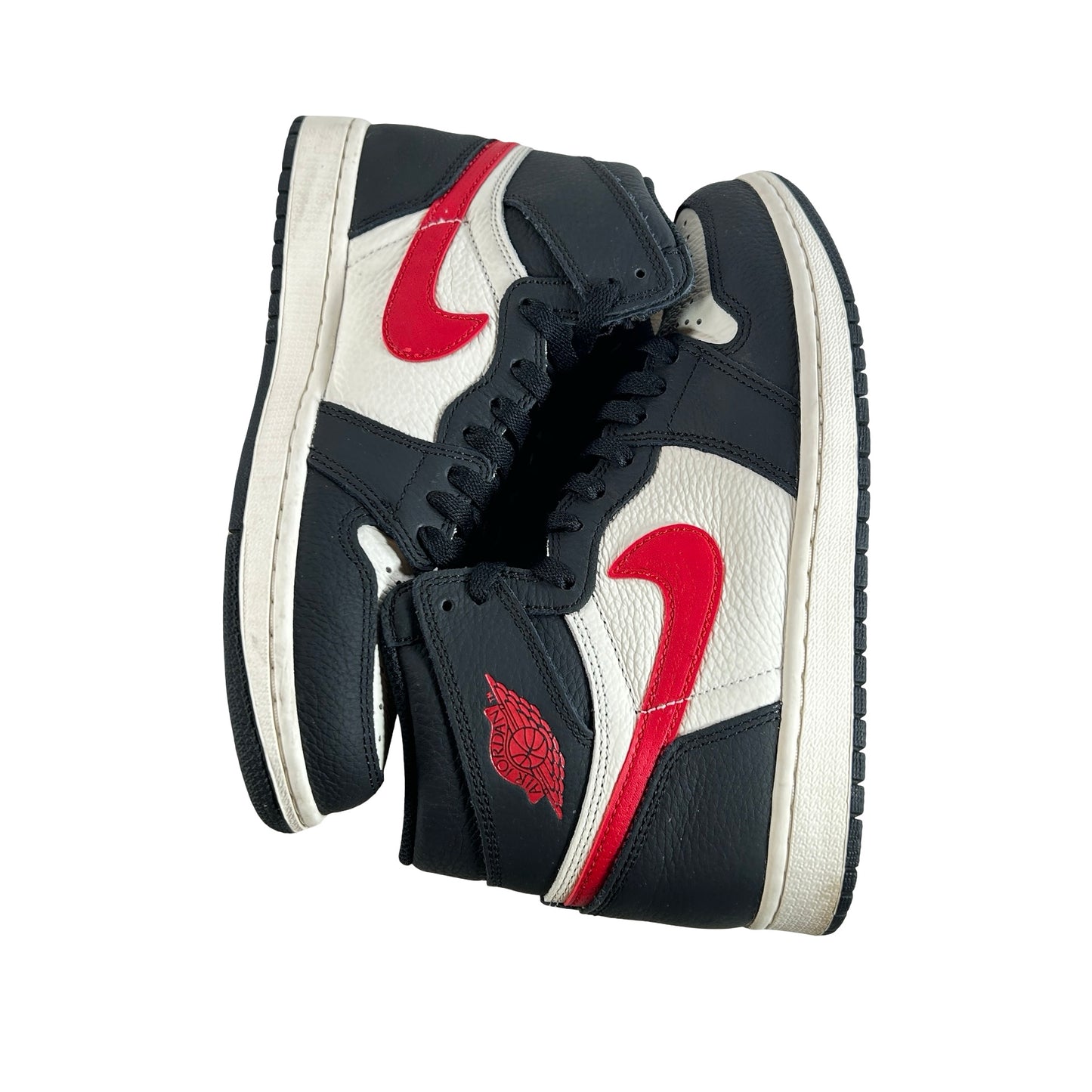555088 015 Jordan 1 Retro High Sports Illustrated (A Star Is Born) [USED] - 8 M (Used)