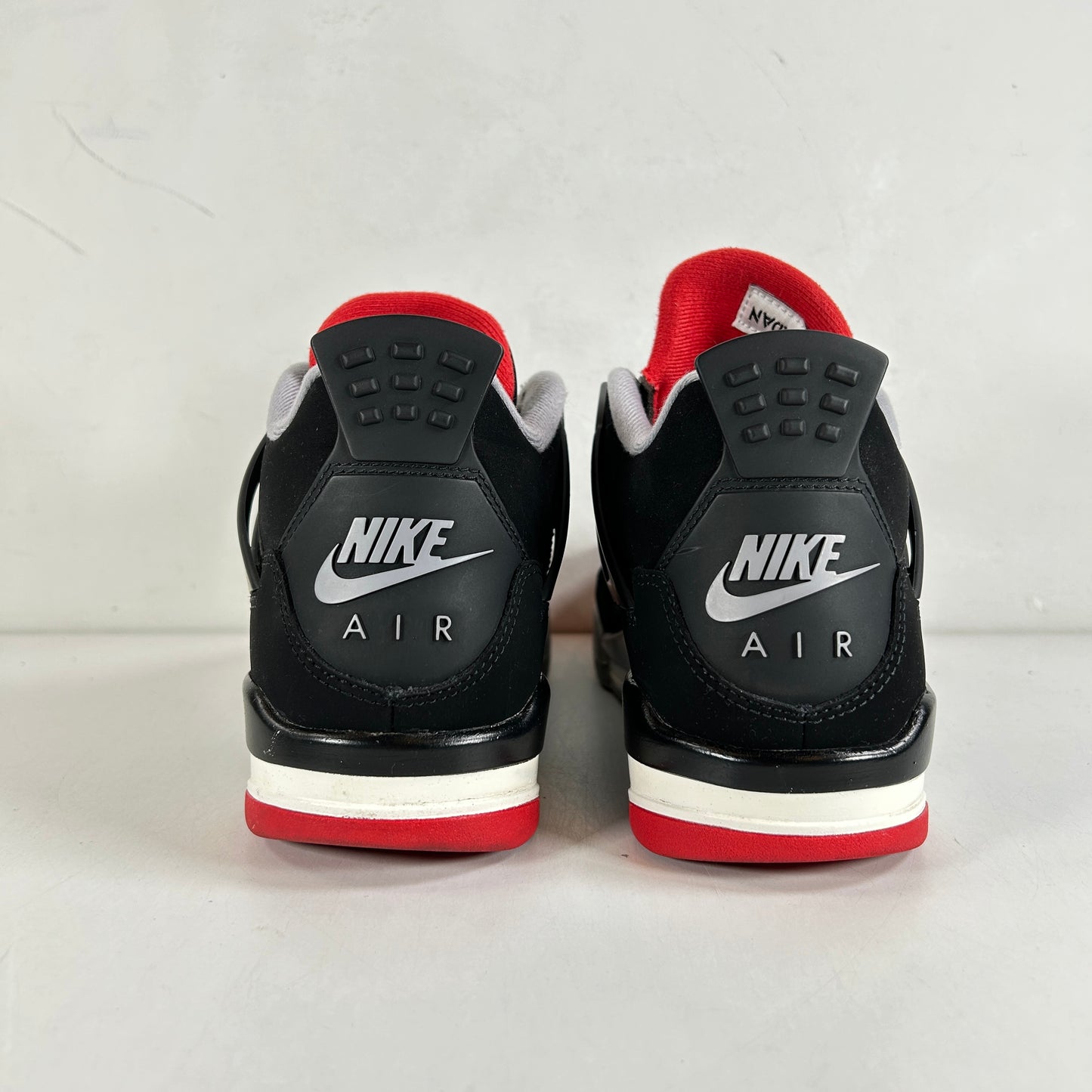 408452 060 Jordan 4 Retro Bred (2019) (GS) [USED] - 6.5 Y (Used)