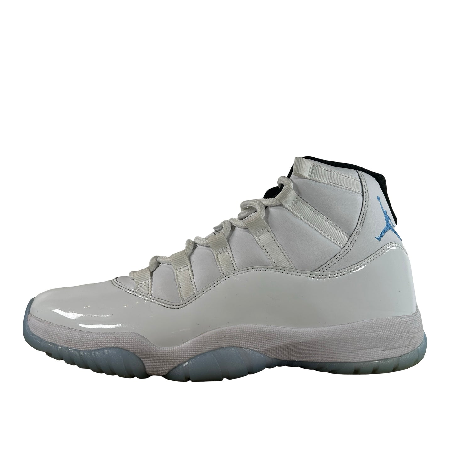 CT8012 104 Jordan 11 Retro Legend Blue (2024) [USED] - 9.5 M (Used15)