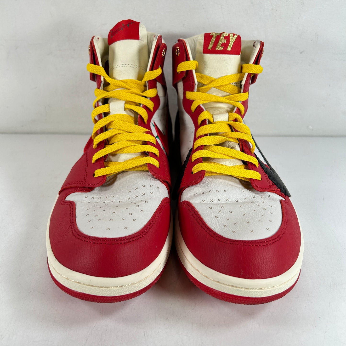 FJ0604 601 Jordan 1 High Zoom Air CMFT 2 Teyana Taylor A Rose From Harlem (W) [USED] - 13.5 W (Used) (No Box)