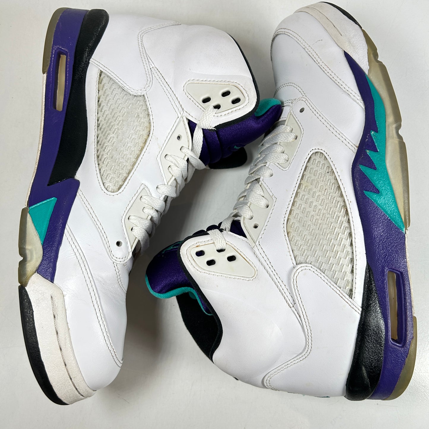 136027 108 Jordan 5 Retro Grape (2013) [USED] - 12 M (Used)