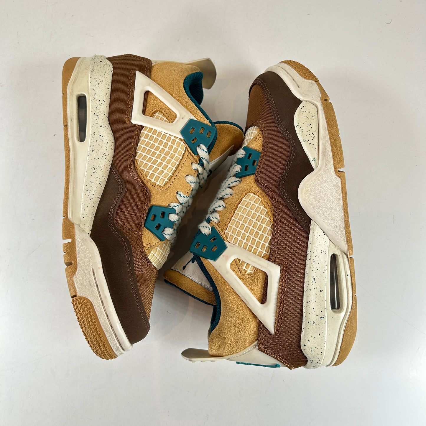 FB2214 200 Jordan 4 Retro Cacao Wow (GS) [USED] - 4 Y (Used)