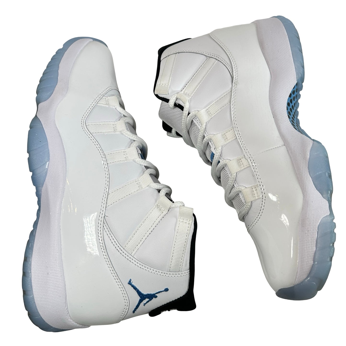 CT8012 104 Jordan 11 Retro Legend Blue (2024) [USED] - 9.5 M (Used)